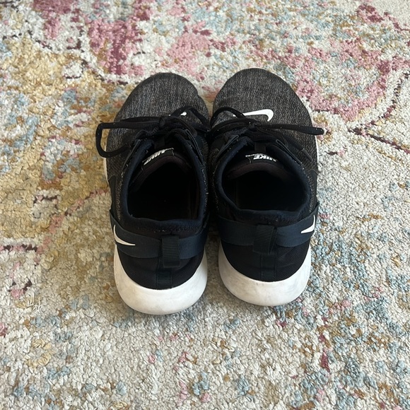 Nike Women’s Flex Trainer 9 - Picture 3 of 6